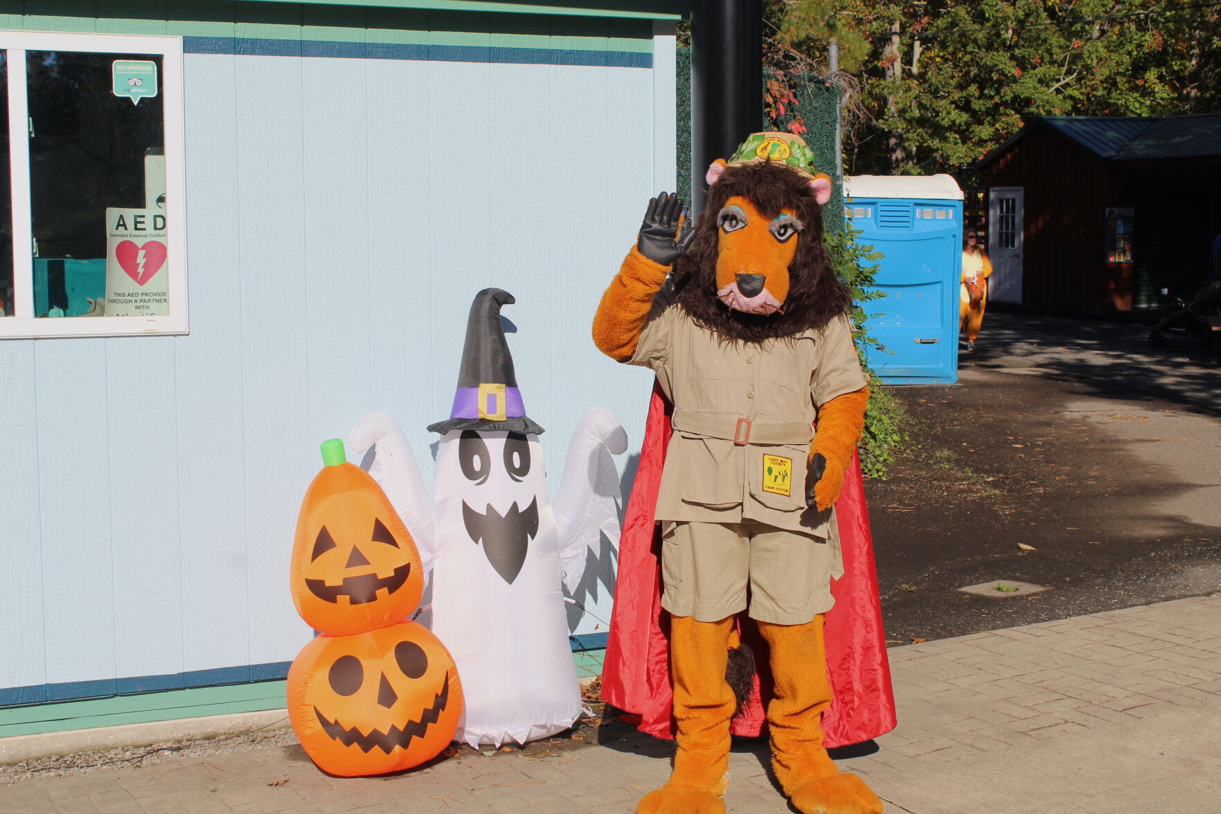 Boo at the Zoo_6491.JPG